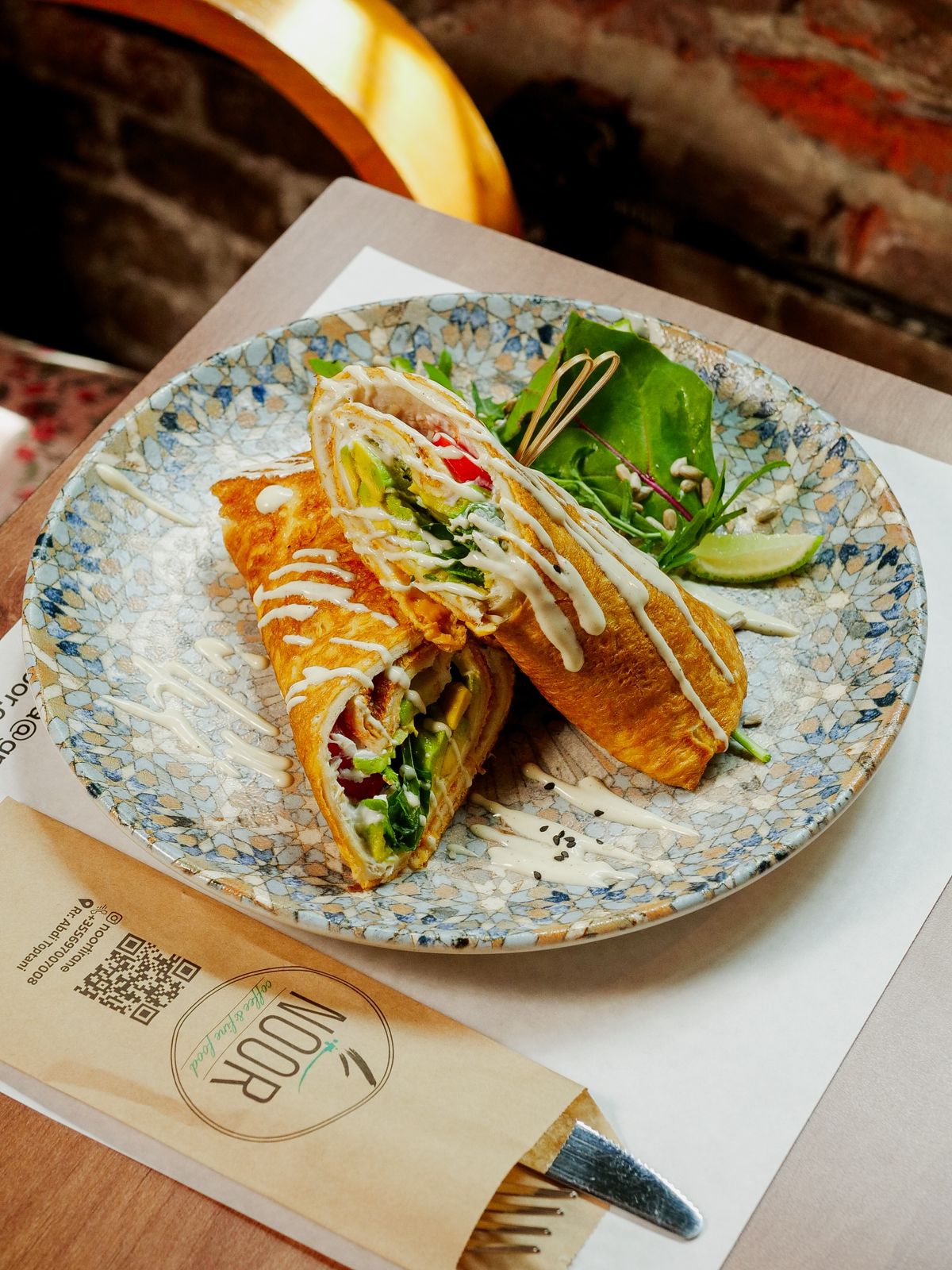 EGG & AVOCADO PIADINA